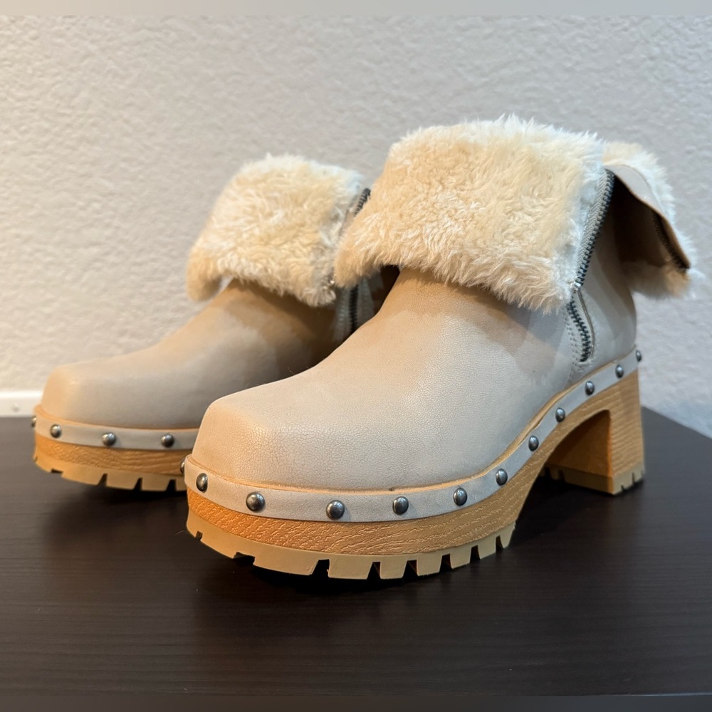 MIA Sueli Faux Fur Lined  Suede Booties